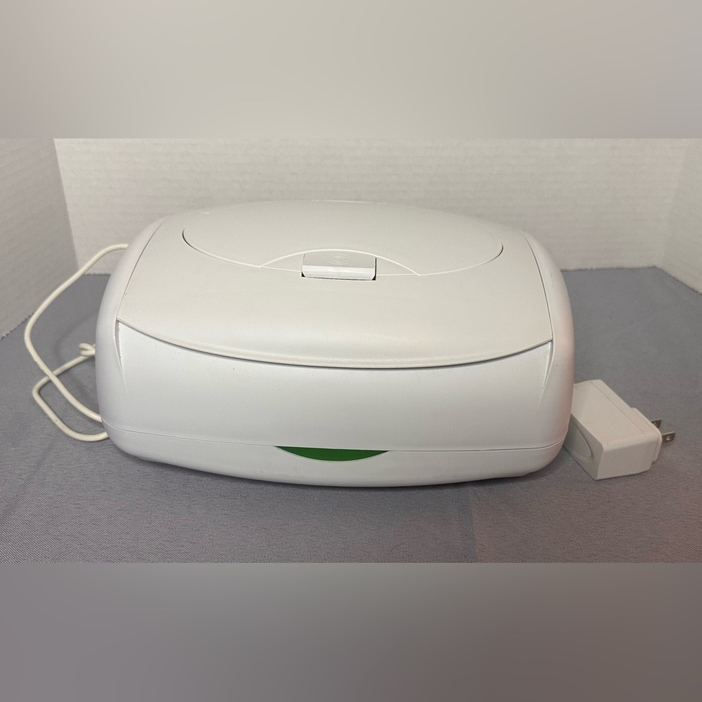 EUC Baby Wipes Warmer